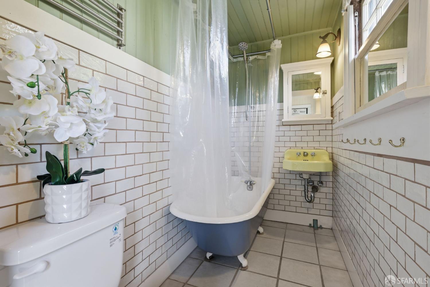 Photo #26: 426116889 Listing: Photo #26