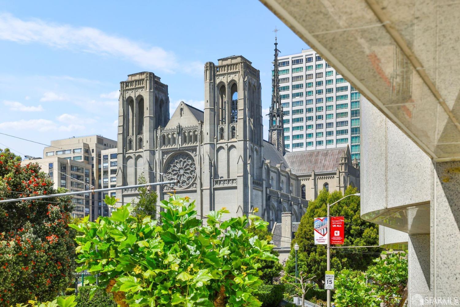 Detail Gallery Image 3 of 19 For 1150 Sacramento St #201,  San Francisco,  CA 94108 - 2 Beds | 3 Baths
