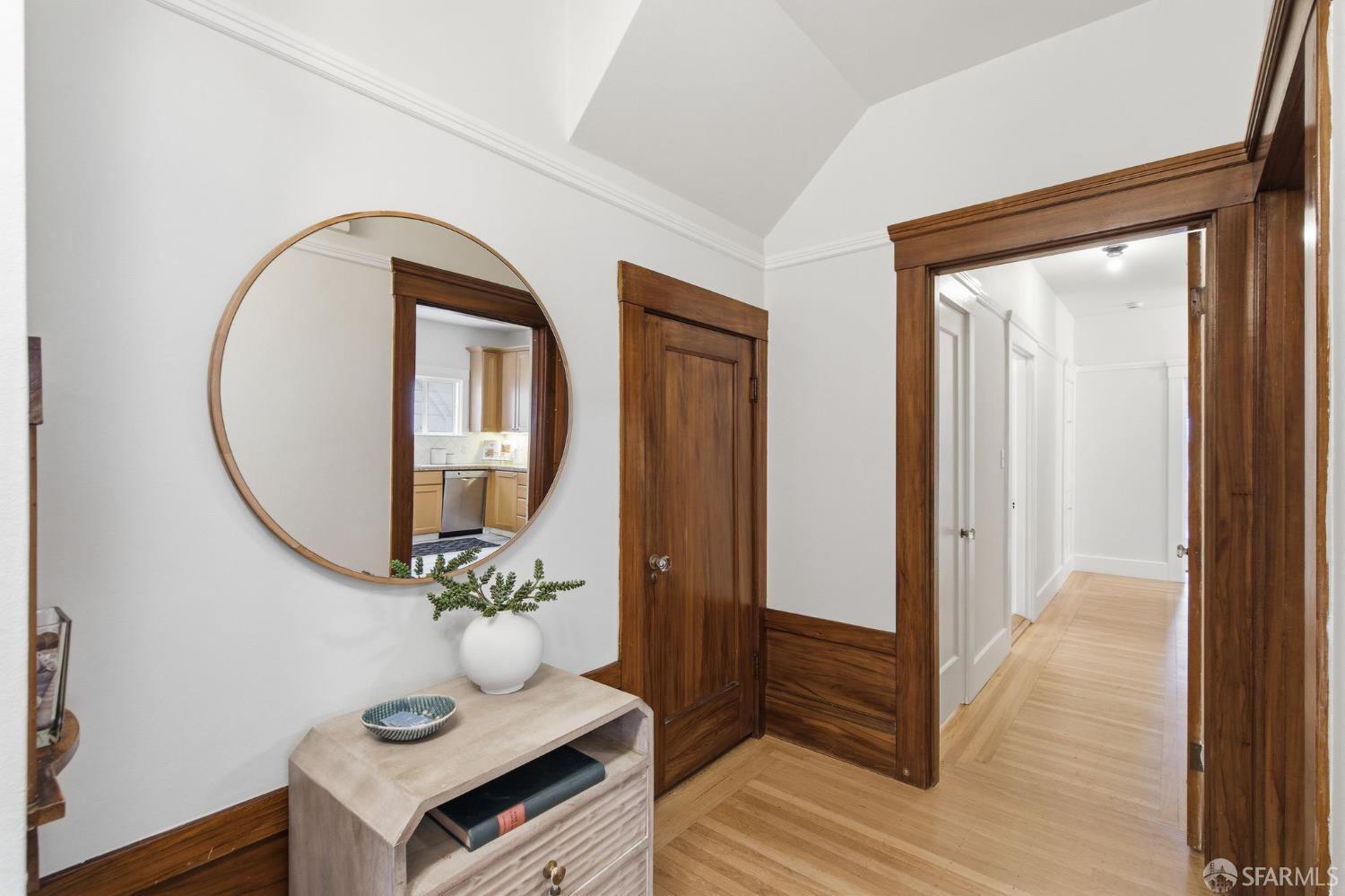 Detail Gallery Image 27 of 69 For 161 Eureka St, San Francisco,  CA 94114 - – Beds | – Baths