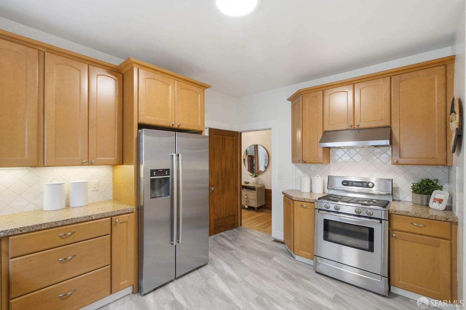 Detail Gallery Image 14 of 69 For 161 Eureka St, San Francisco,  CA 94114 - – Beds | – Baths