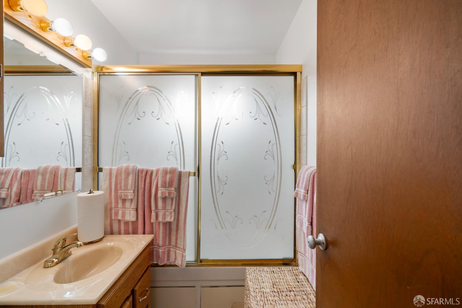 Detail Gallery Image 31 of 37 For 61 Grandview Ave, Daly City,  CA 94015 - 4 Beds | 2 Baths