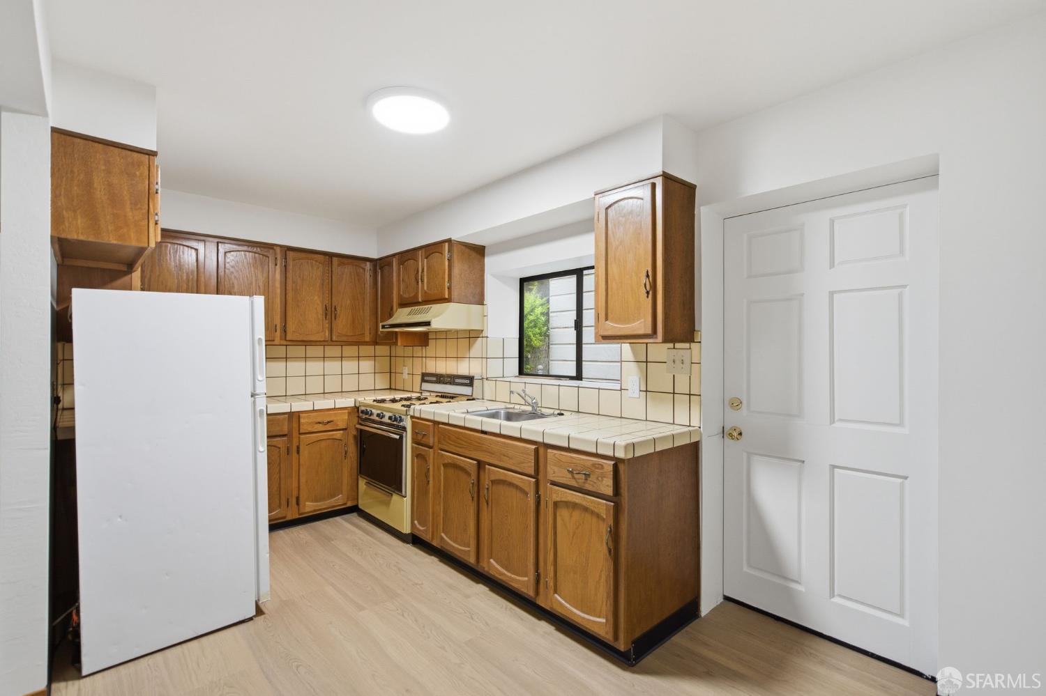 Detail Gallery Image 52 of 69 For 161 Eureka St, San Francisco,  CA 94114 - – Beds | – Baths