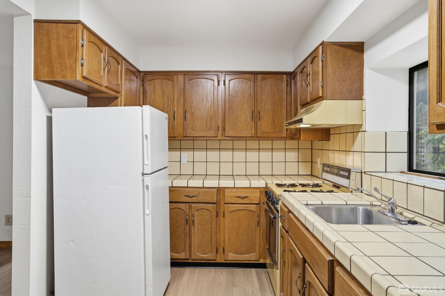 Detail Gallery Image 53 of 69 For 161 Eureka St, San Francisco,  CA 94114 - – Beds | – Baths