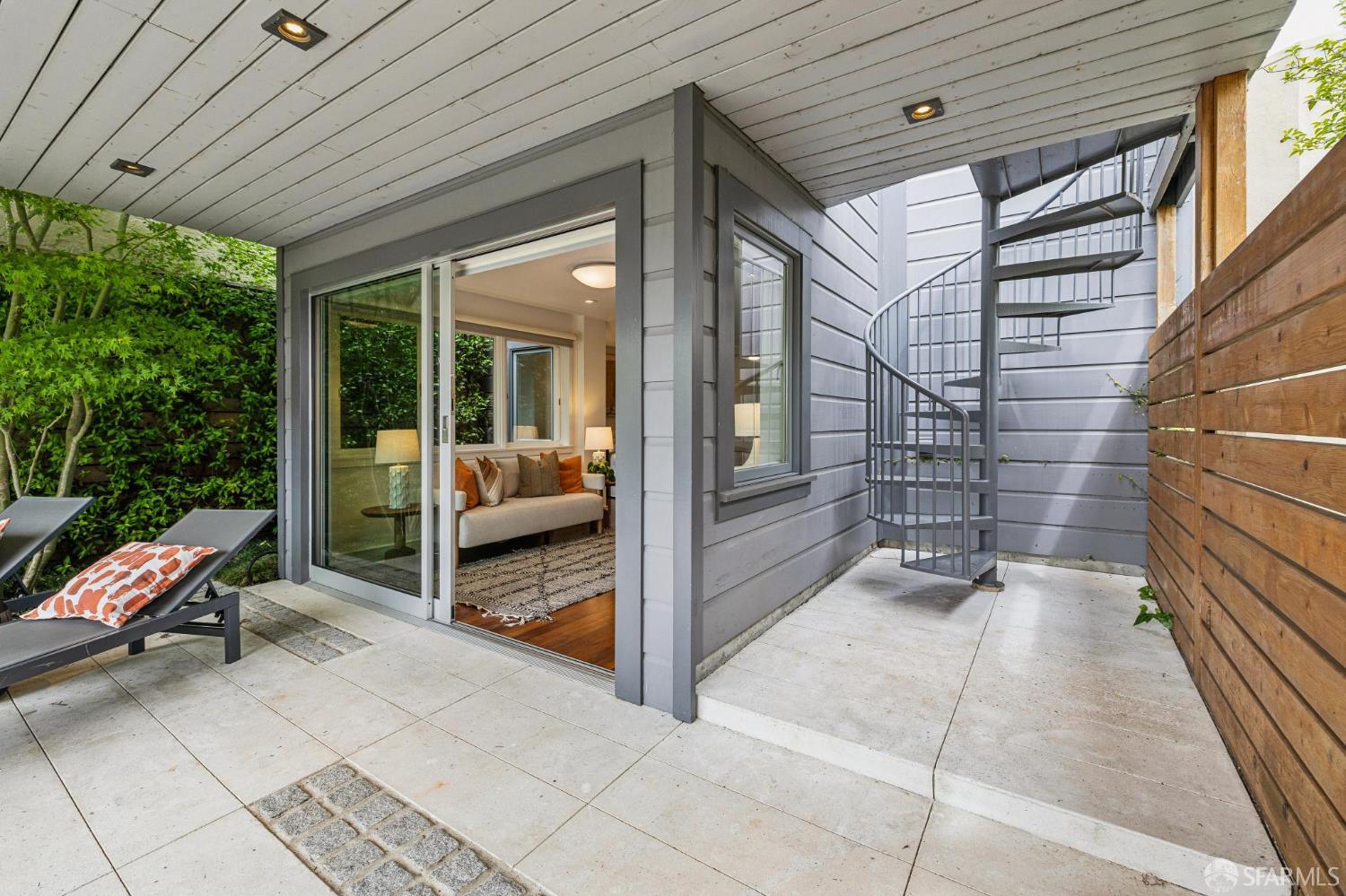 Detail Gallery Image 62 of 98 For 3627 21st St, San Francisco,  CA 94114 - 3 Beds | 3 Baths