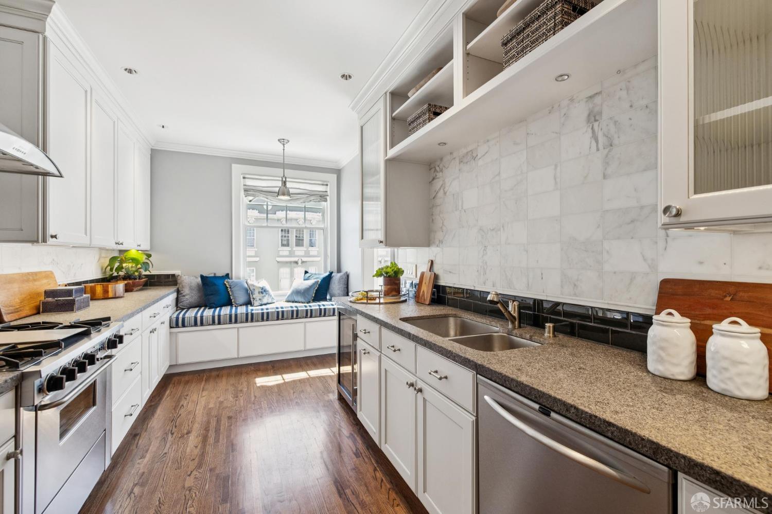 Detail Gallery Image 35 of 74 For 1880 Jackson St #601,  San Francisco,  CA 94109 - 2 Beds | 2 Baths