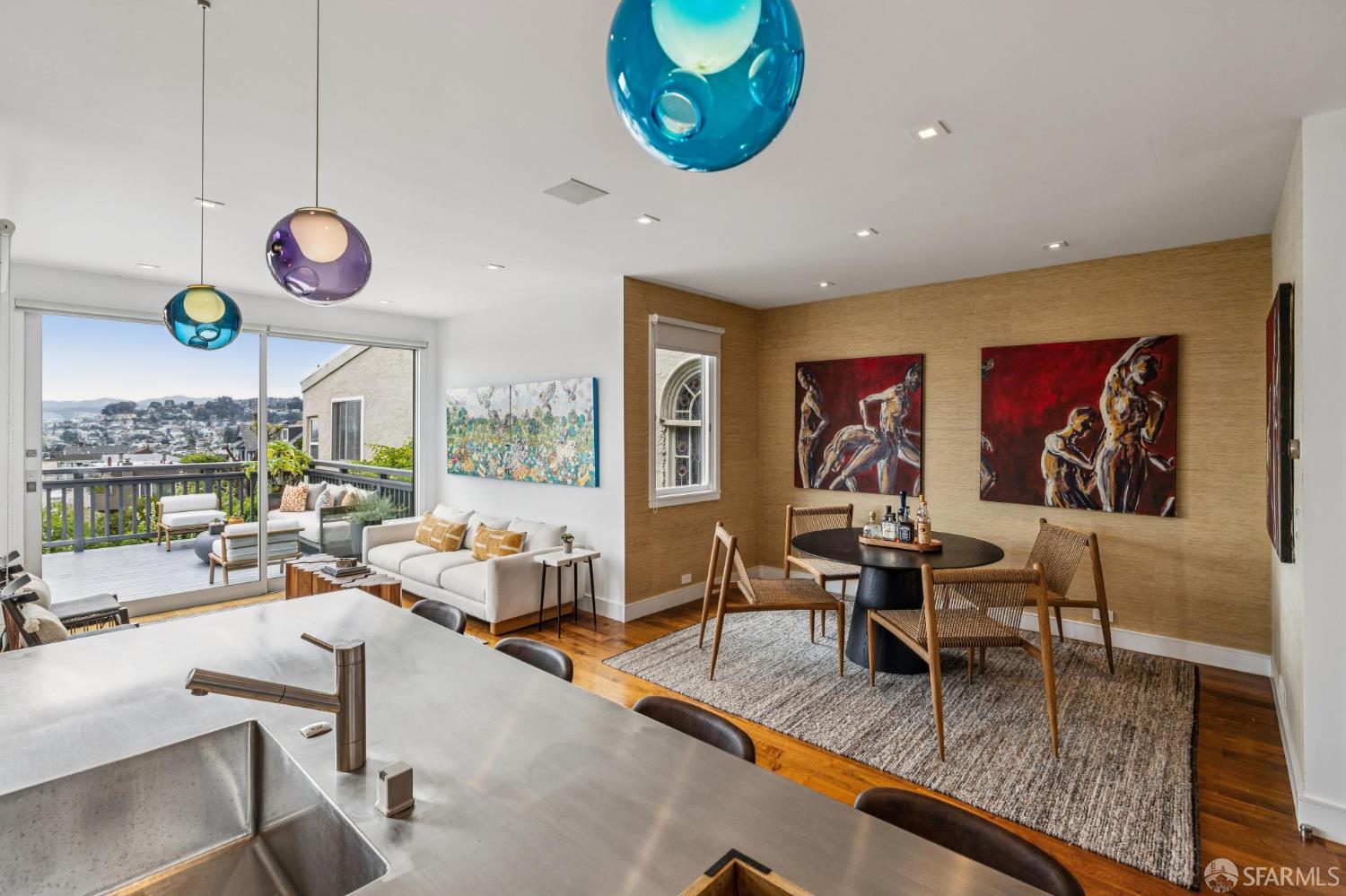 Detail Gallery Image 27 of 98 For 3627 21st St, San Francisco,  CA 94114 - 3 Beds | 3 Baths