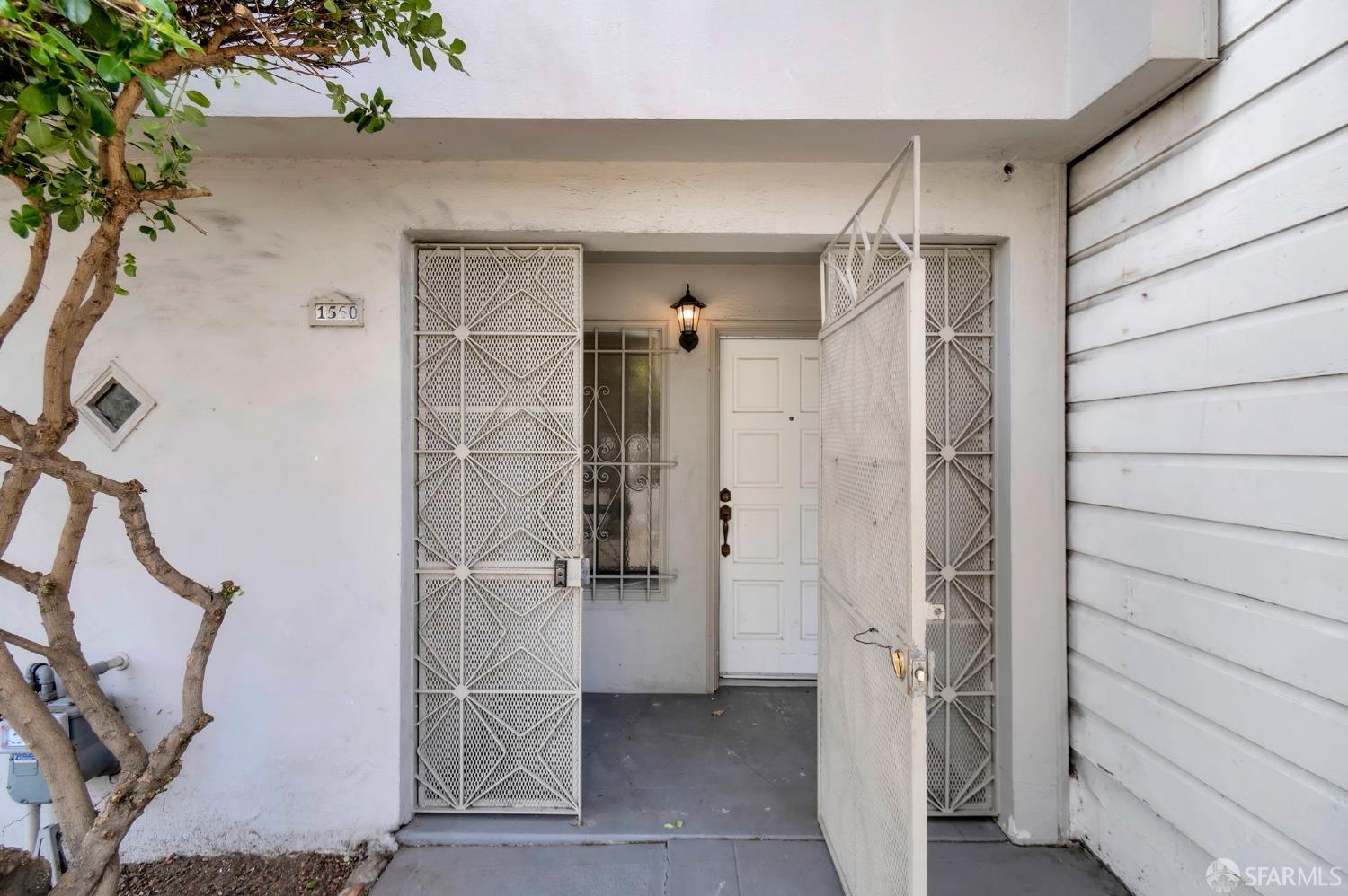 Detail Gallery Image 42 of 46 For 1560 Mckinnon Ave, San Francisco,  CA 94124 - 3 Beds | 1/1 Baths