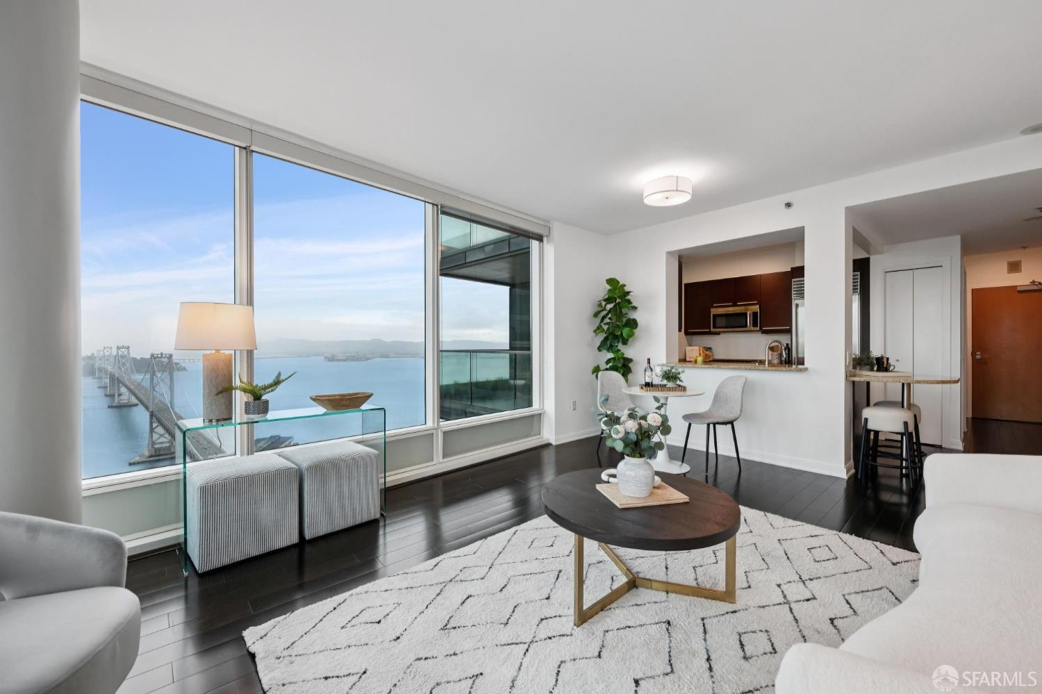 Detail Gallery Image 2 of 50 For 425 1st St #4407,  San Francisco,  CA 94105 - 1 Beds | 1 Baths