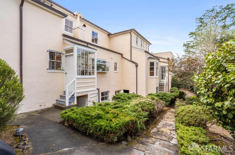 Detail Gallery Image 42 of 49 For 44 Stonecrest Dr, San Francisco,  CA 94132 - 4 Beds | 5 Baths