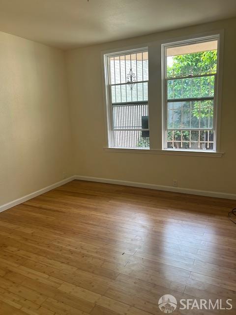 Detail Gallery Image 11 of 16 For 527 Visitacion Ave, San Francisco,  CA 94134 - 4 Beds | 2 Baths