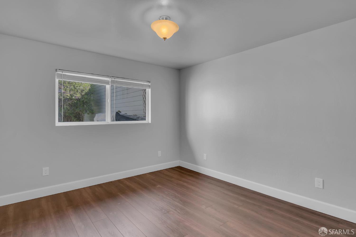 Detail Gallery Image 35 of 46 For 1560 Mckinnon Ave, San Francisco,  CA 94124 - 3 Beds | 1/1 Baths