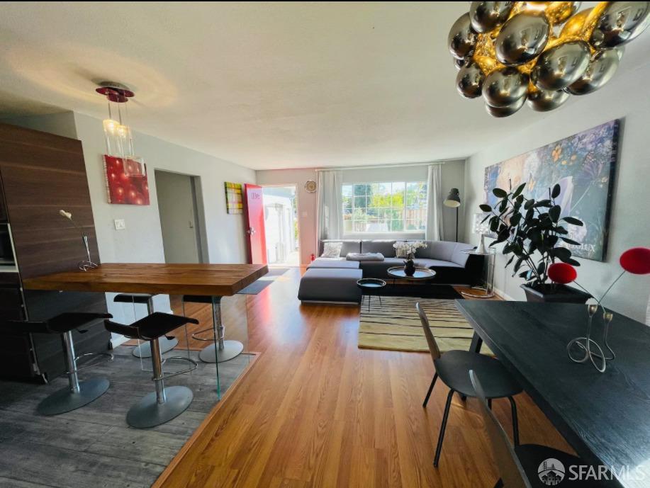 Detail Gallery Image 3 of 29 For 119 Lotus Way, East Palo Alto,  CA 94303 - 5 Beds | 4 Baths