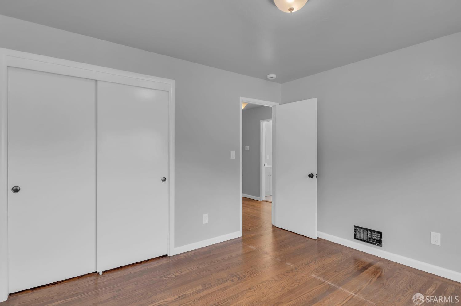 Detail Gallery Image 18 of 46 For 1560 Mckinnon Ave, San Francisco,  CA 94124 - 3 Beds | 1/1 Baths