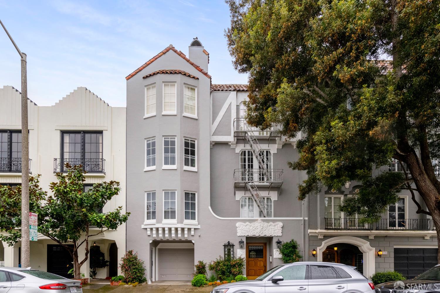 Front Image Thumbnail for SF426116778