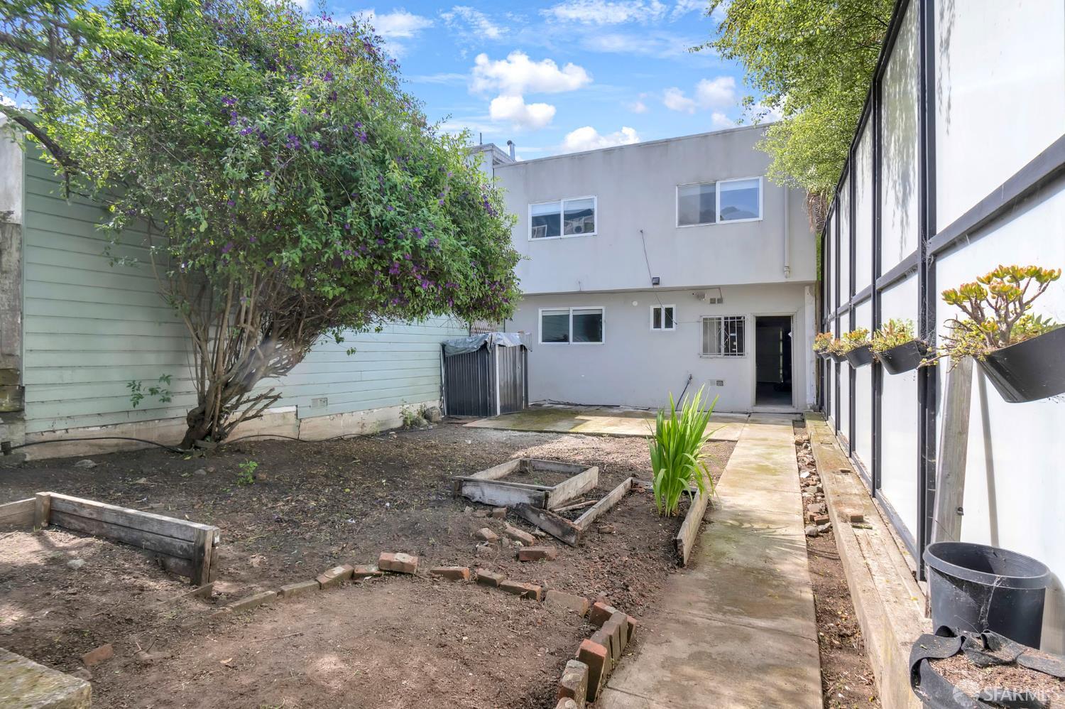 Detail Gallery Image 41 of 46 For 1560 Mckinnon Ave, San Francisco,  CA 94124 - 3 Beds | 1/1 Baths