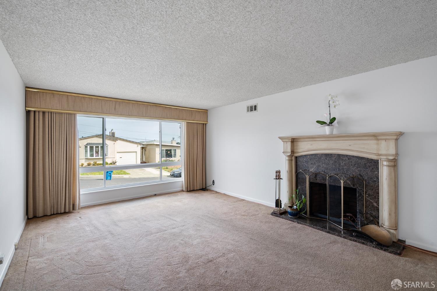 Detail Gallery Image 16 of 37 For 61 Grandview Ave, Daly City,  CA 94015 - 4 Beds | 2 Baths