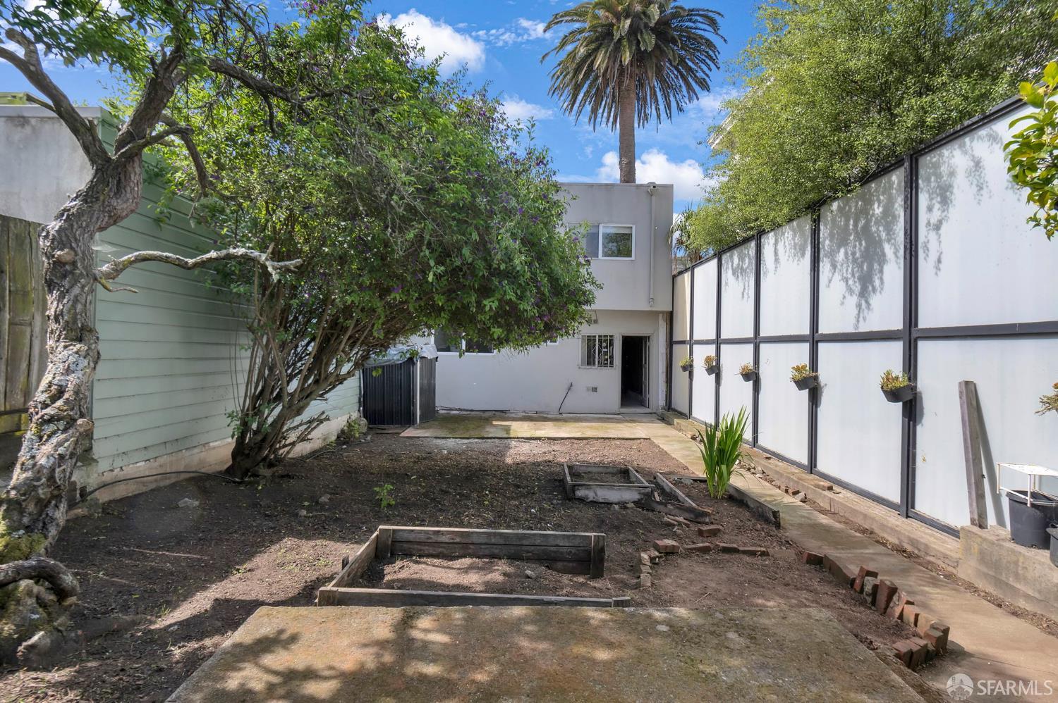 Detail Gallery Image 22 of 46 For 1560 Mckinnon Ave, San Francisco,  CA 94124 - 3 Beds | 1/1 Baths