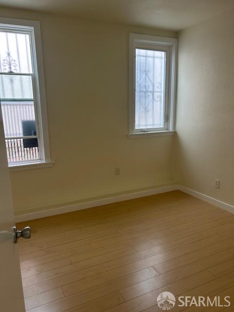 Detail Gallery Image 12 of 16 For 527 Visitacion Ave, San Francisco,  CA 94134 - 4 Beds | 2 Baths