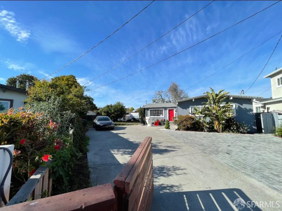 Detail Gallery Image 29 of 29 For 119 Lotus Way, East Palo Alto,  CA 94303 - 5 Beds | 4 Baths