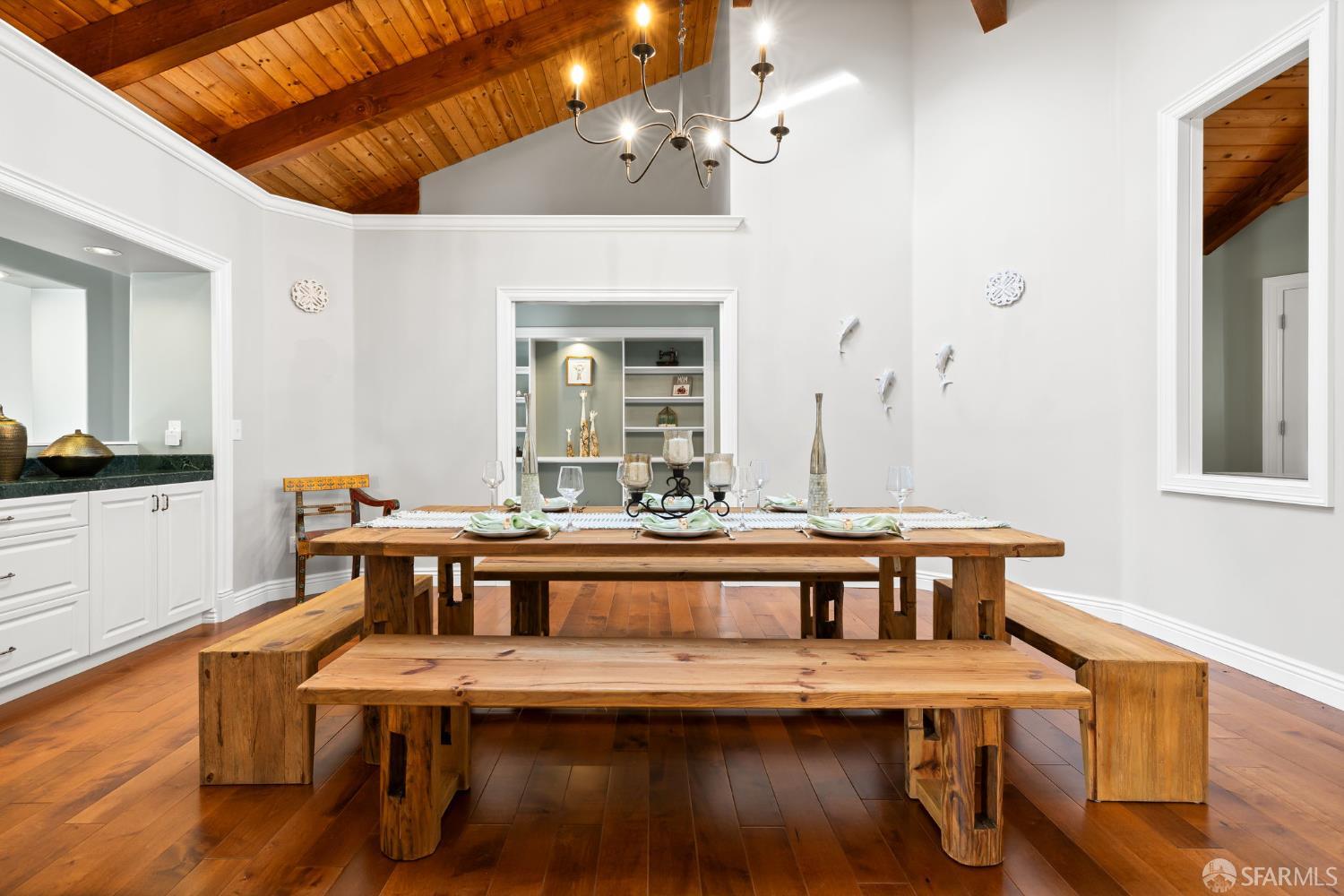 Detail Gallery Image 5 of 46 For 1125 Bollinger Cyn, Moraga,  CA 94556 - 4 Beds | 4 Baths