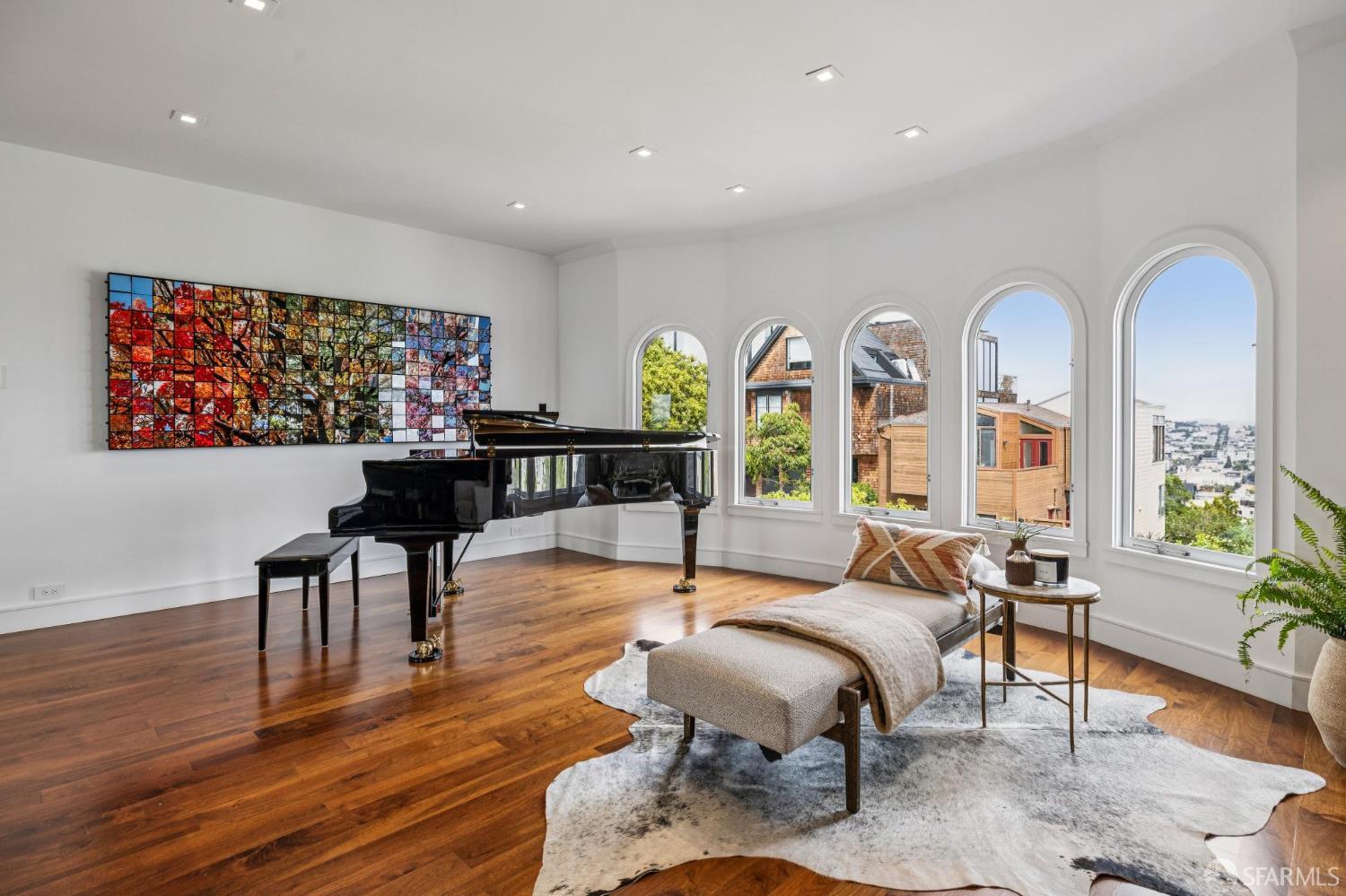 Detail Gallery Image 14 of 98 For 3627 21st St, San Francisco,  CA 94114 - 3 Beds | 3 Baths