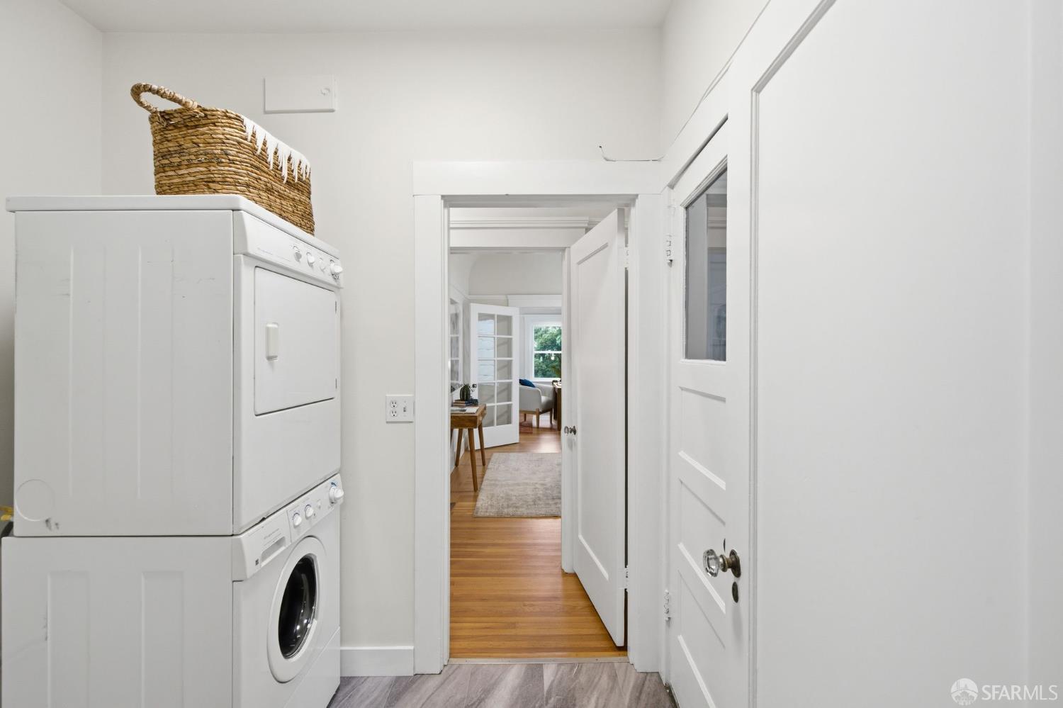 Detail Gallery Image 24 of 69 For 161 Eureka St, San Francisco,  CA 94114 - – Beds | – Baths