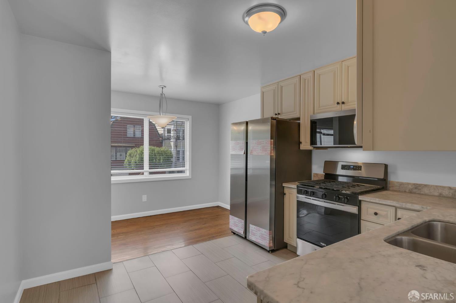 Detail Gallery Image 30 of 46 For 1560 Mckinnon Ave, San Francisco,  CA 94124 - 3 Beds | 1/1 Baths