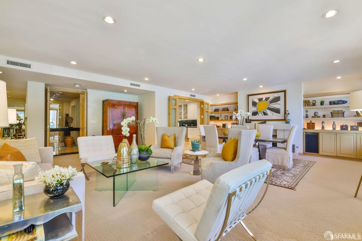 Detail Gallery Image 5 of 19 For 1150 Sacramento St #201,  San Francisco,  CA 94108 - 2 Beds | 3 Baths