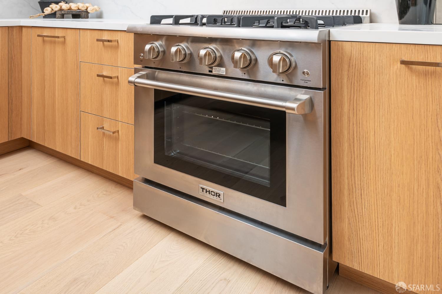 Detail Gallery Image 15 of 43 For 1400 Broadway, San Francisco,  CA 94109 - 3 Beds | 2 Baths