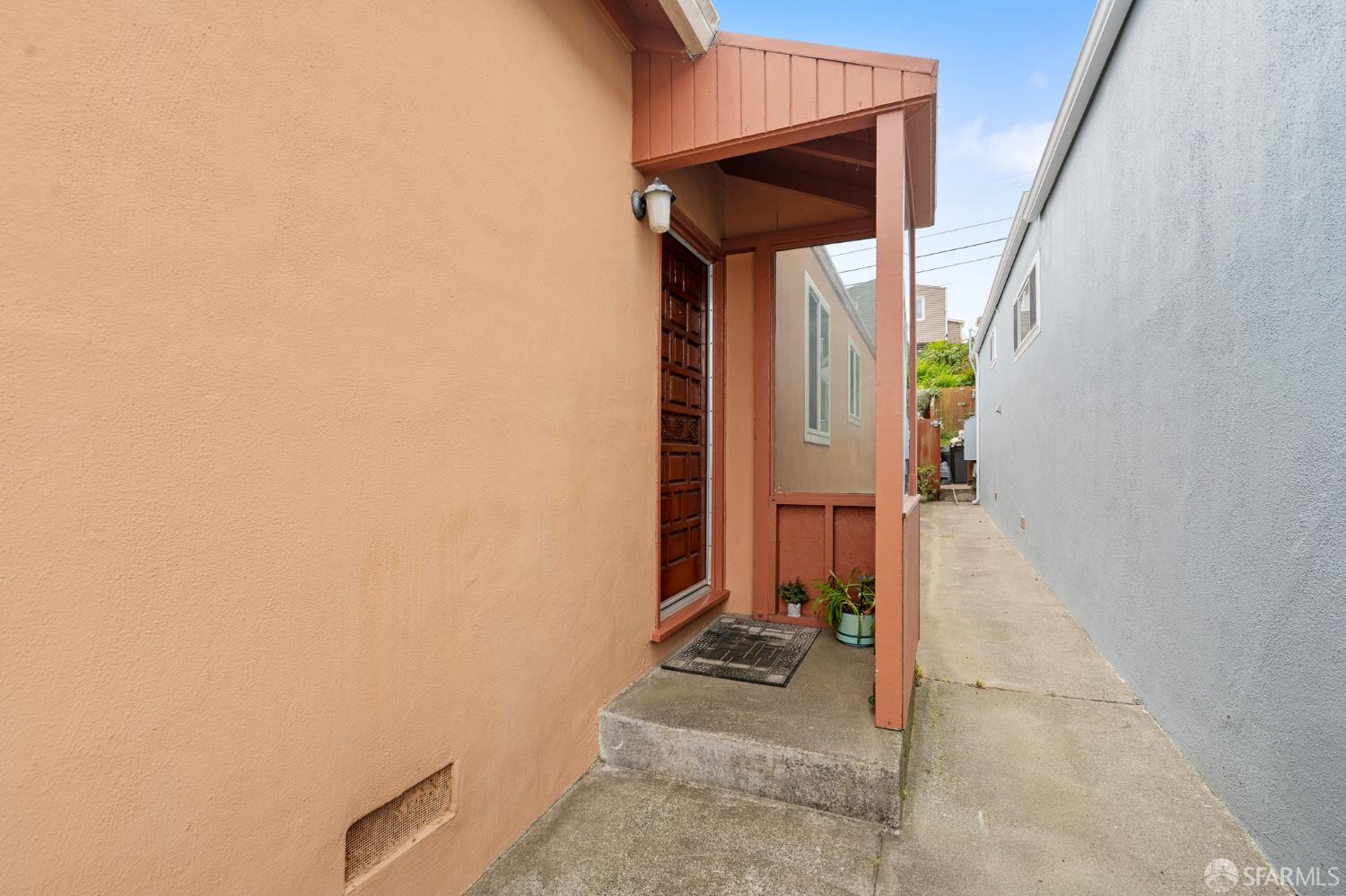 Detail Gallery Image 35 of 37 For 61 Grandview Ave, Daly City,  CA 94015 - 4 Beds | 2 Baths