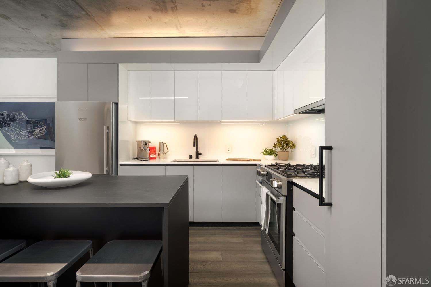 Detail Gallery Image 2 of 23 For 960 Market St #909,  San Francisco,  CA 94102 - 2 Beds | 2 Baths