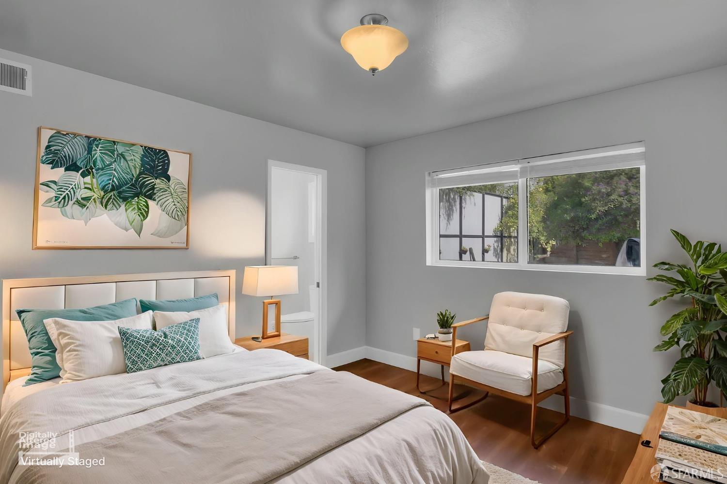 Detail Gallery Image 38 of 46 For 1560 Mckinnon Ave, San Francisco,  CA 94124 - 3 Beds | 1/1 Baths