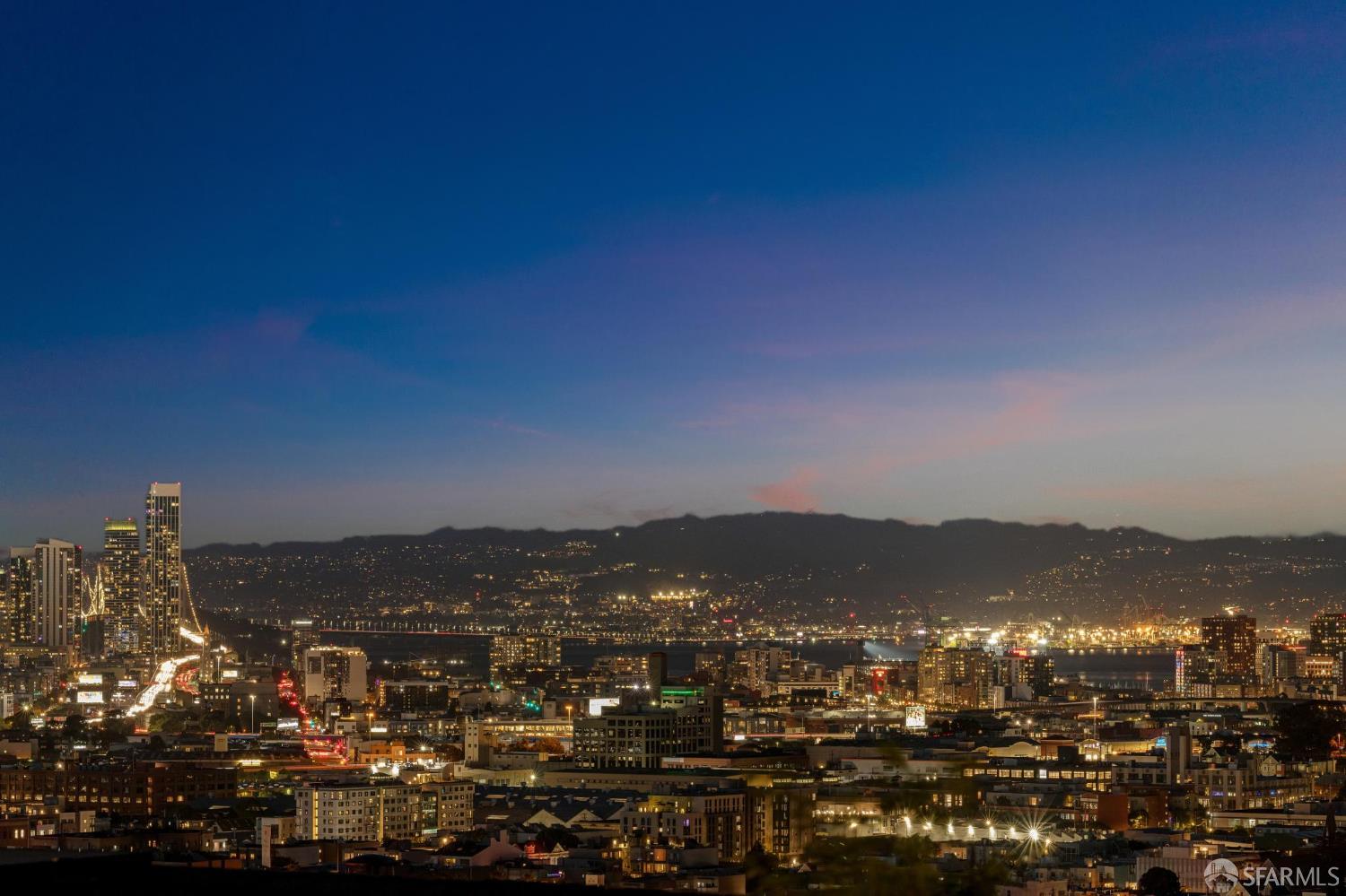 Detail Gallery Image 85 of 98 For 3627 21st St, San Francisco,  CA 94114 - 3 Beds | 3 Baths