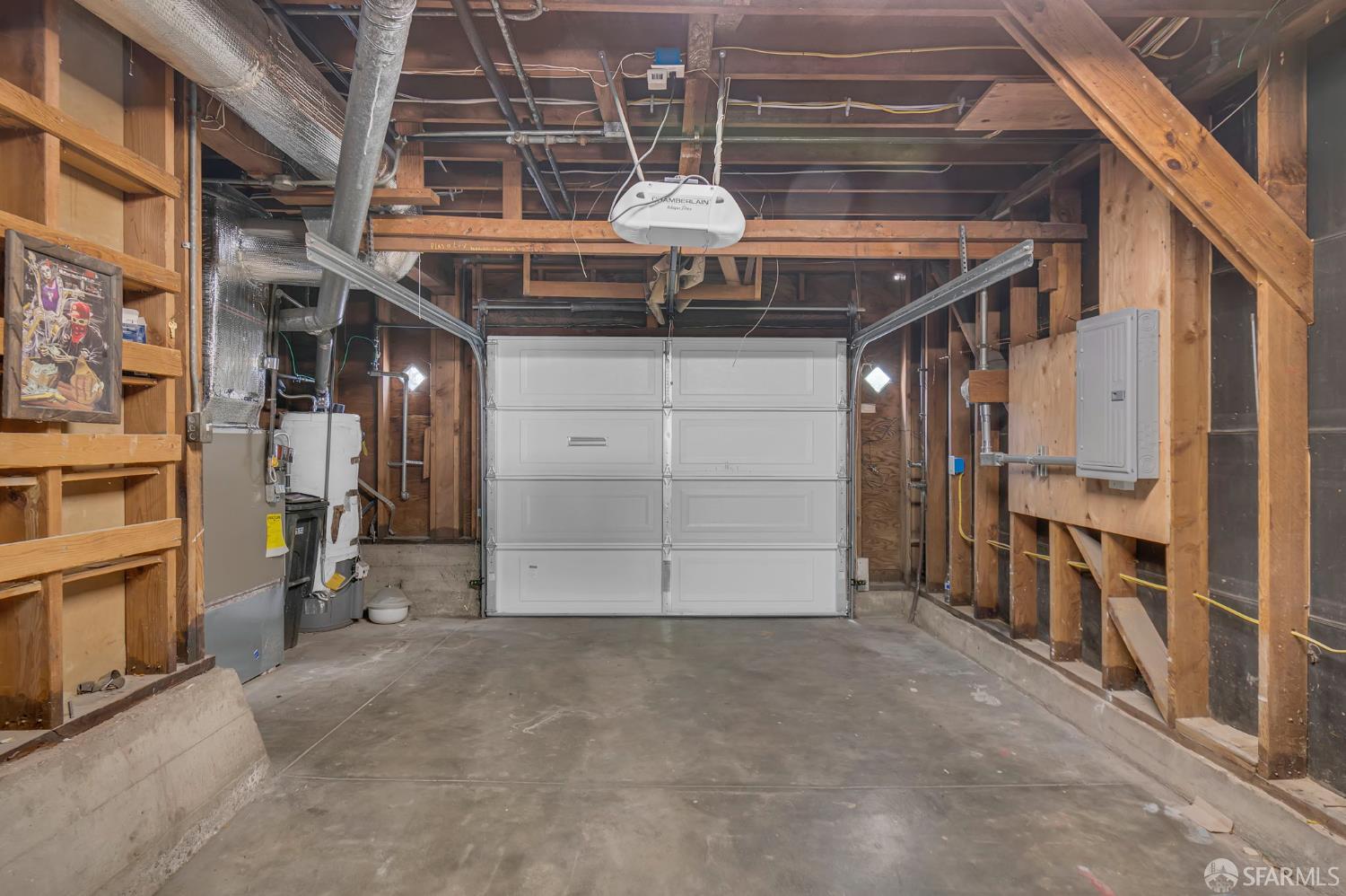 Detail Gallery Image 19 of 46 For 1560 Mckinnon Ave, San Francisco,  CA 94124 - 3 Beds | 1/1 Baths