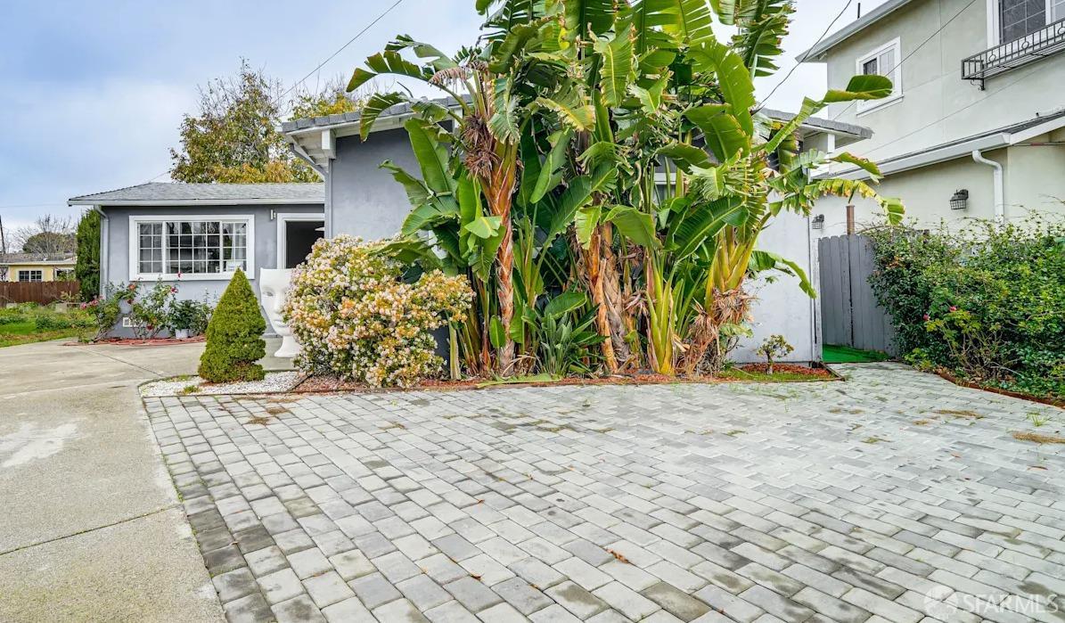 Detail Gallery Image 28 of 29 For 119 Lotus Way, East Palo Alto,  CA 94303 - 5 Beds | 4 Baths