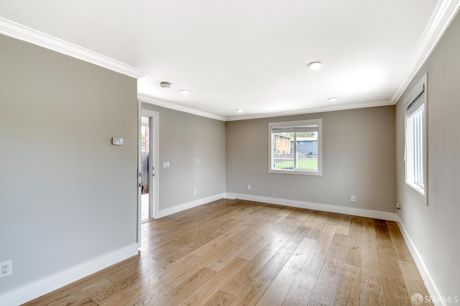 Detail Gallery Image 7 of 29 For 401 Silver Ave, Richmond,  CA 94801 - 3 Beds | 2 Baths