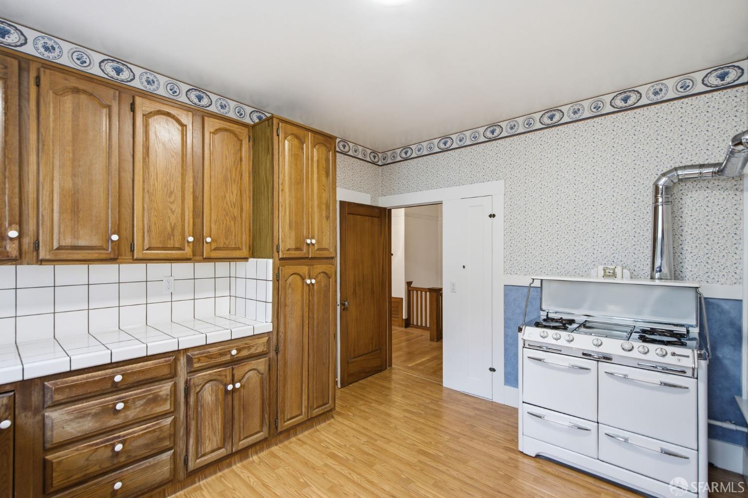 Detail Gallery Image 38 of 69 For 161 Eureka St, San Francisco,  CA 94114 - – Beds | – Baths