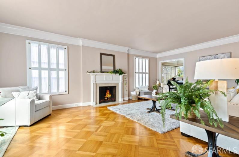 Detail Gallery Image 5 of 49 For 44 Stonecrest Dr, San Francisco,  CA 94132 - 4 Beds | 5 Baths