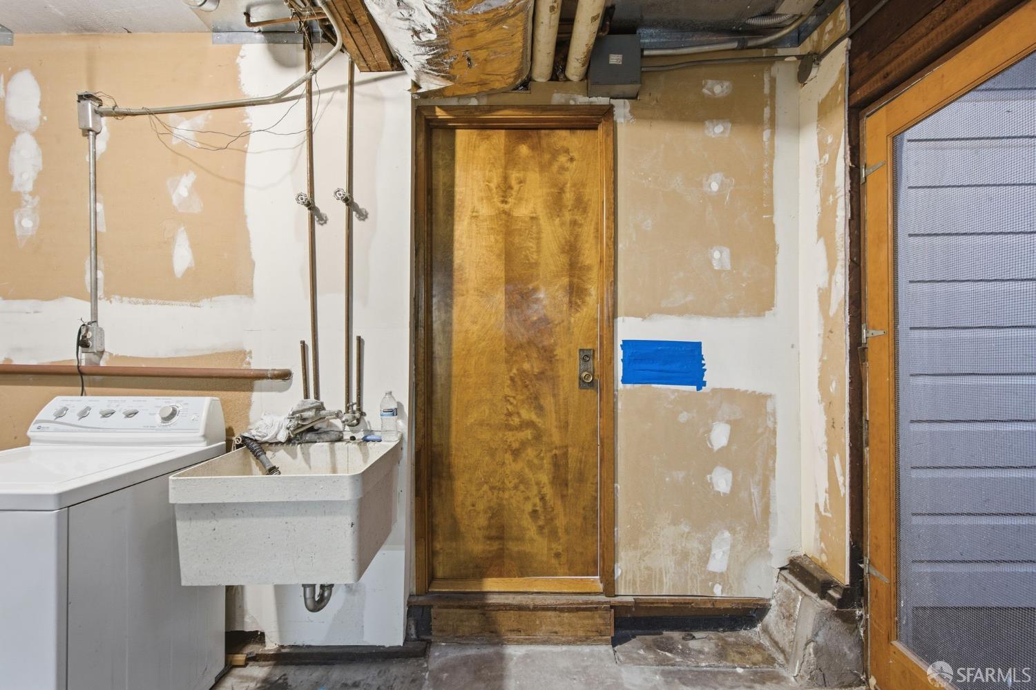 Detail Gallery Image 51 of 69 For 161 Eureka St, San Francisco,  CA 94114 - – Beds | – Baths