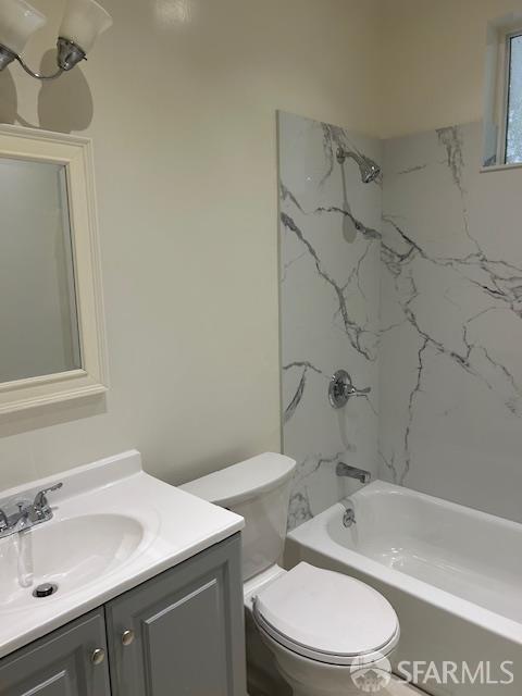 Detail Gallery Image 10 of 16 For 527 Visitacion Ave, San Francisco,  CA 94134 - 4 Beds | 2 Baths