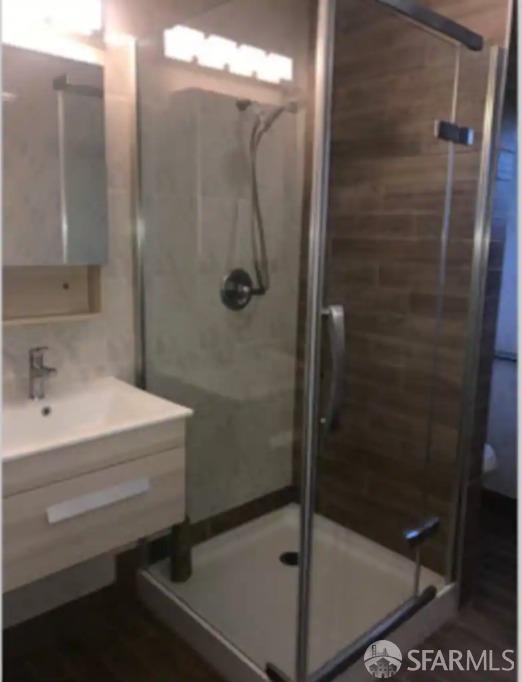 Detail Gallery Image 26 of 29 For 119 Lotus Way, East Palo Alto,  CA 94303 - 5 Beds | 4 Baths