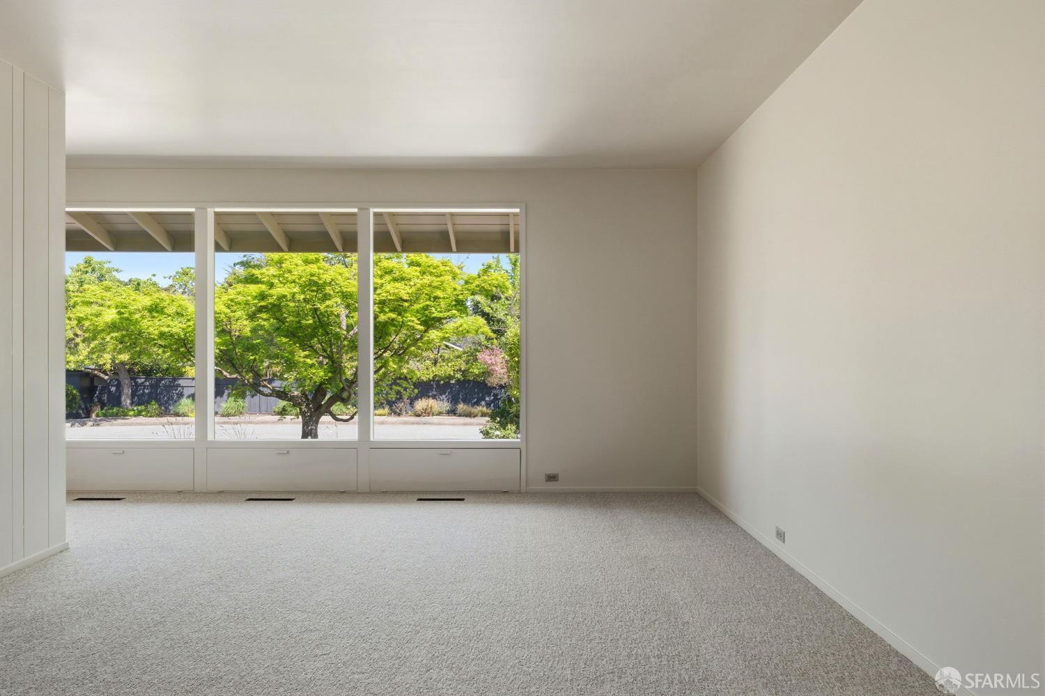 Detail Gallery Image 8 of 41 For 1322 Ashwood Ct, San Mateo,  CA 94402 - 3 Beds | 2 Baths