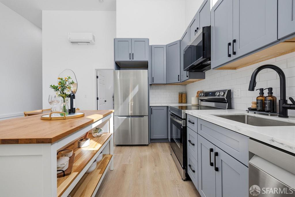 Detail Gallery Image 26 of 27 For 2730 23rd St, San Francisco,  CA 94110 - – Beds | – Baths