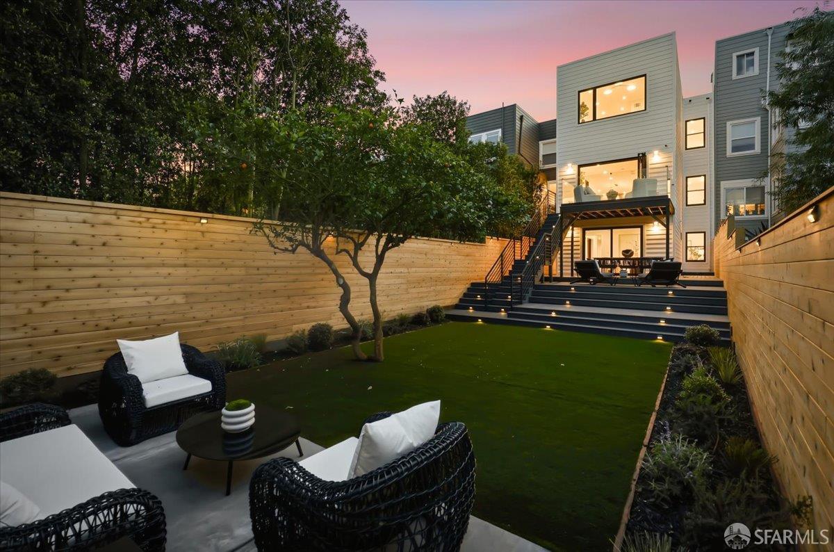 Detail Gallery Image 68 of 83 For 554 18th Ave, San Francisco,  CA 94121 - 5 Beds | 3/1 Baths