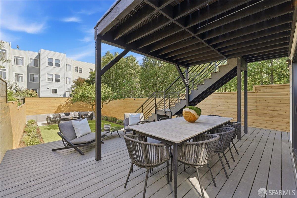 Detail Gallery Image 65 of 83 For 554 18th Ave, San Francisco,  CA 94121 - 5 Beds | 3/1 Baths