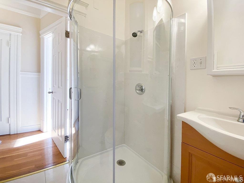 Detail Gallery Image 7 of 16 For 527 Union St, San Francisco,  CA 94133 - 2 Beds | 1 Baths