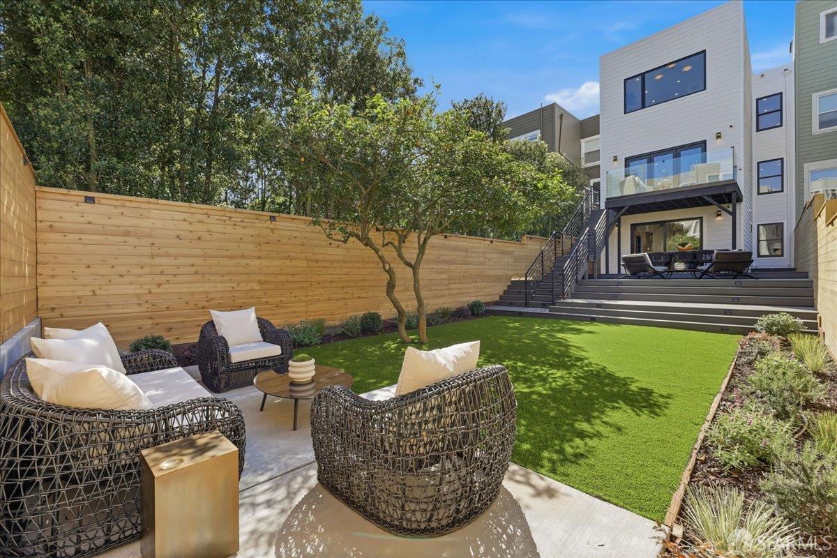 Detail Gallery Image 66 of 83 For 554 18th Ave, San Francisco,  CA 94121 - 5 Beds | 3/1 Baths