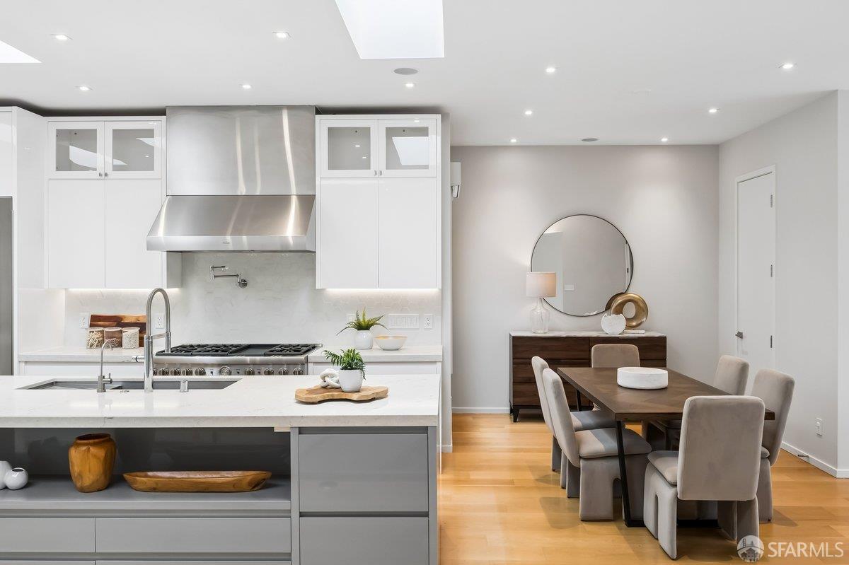 Detail Gallery Image 18 of 62 For 3107 Franklin St, San Francisco,  CA 94123 - 3 Beds | 3/2 Baths