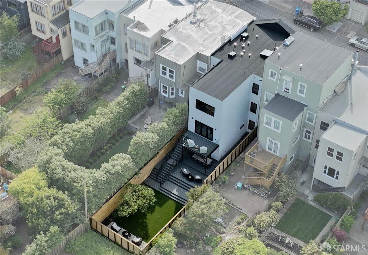 Detail Gallery Image 75 of 83 For 554 18th Ave, San Francisco,  CA 94121 - 5 Beds | 3/1 Baths