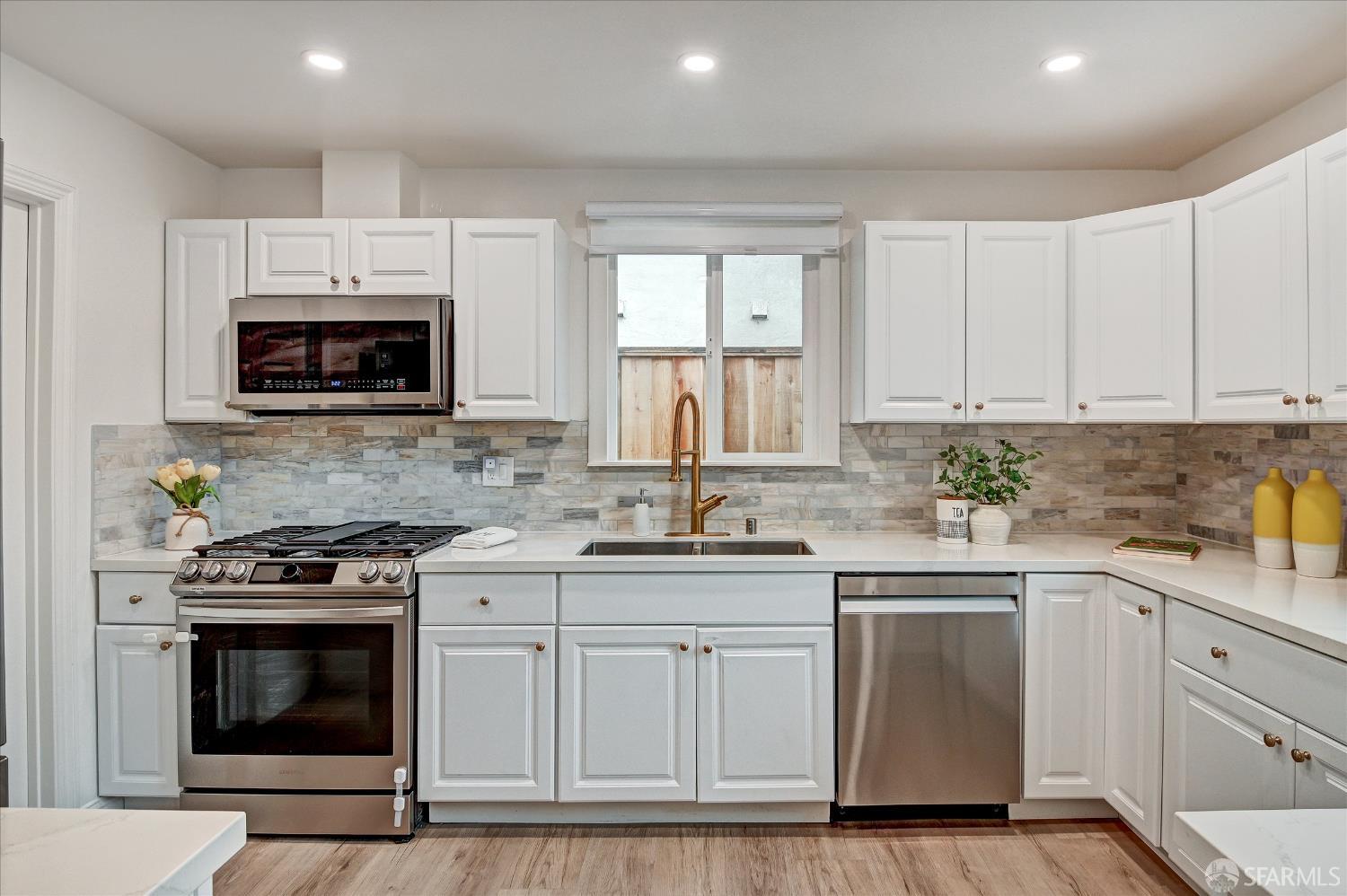 Detail Gallery Image 15 of 42 For 1867 Sweetwood Dr, Daly City,  CA 94015 - 3 Beds | 1 Baths